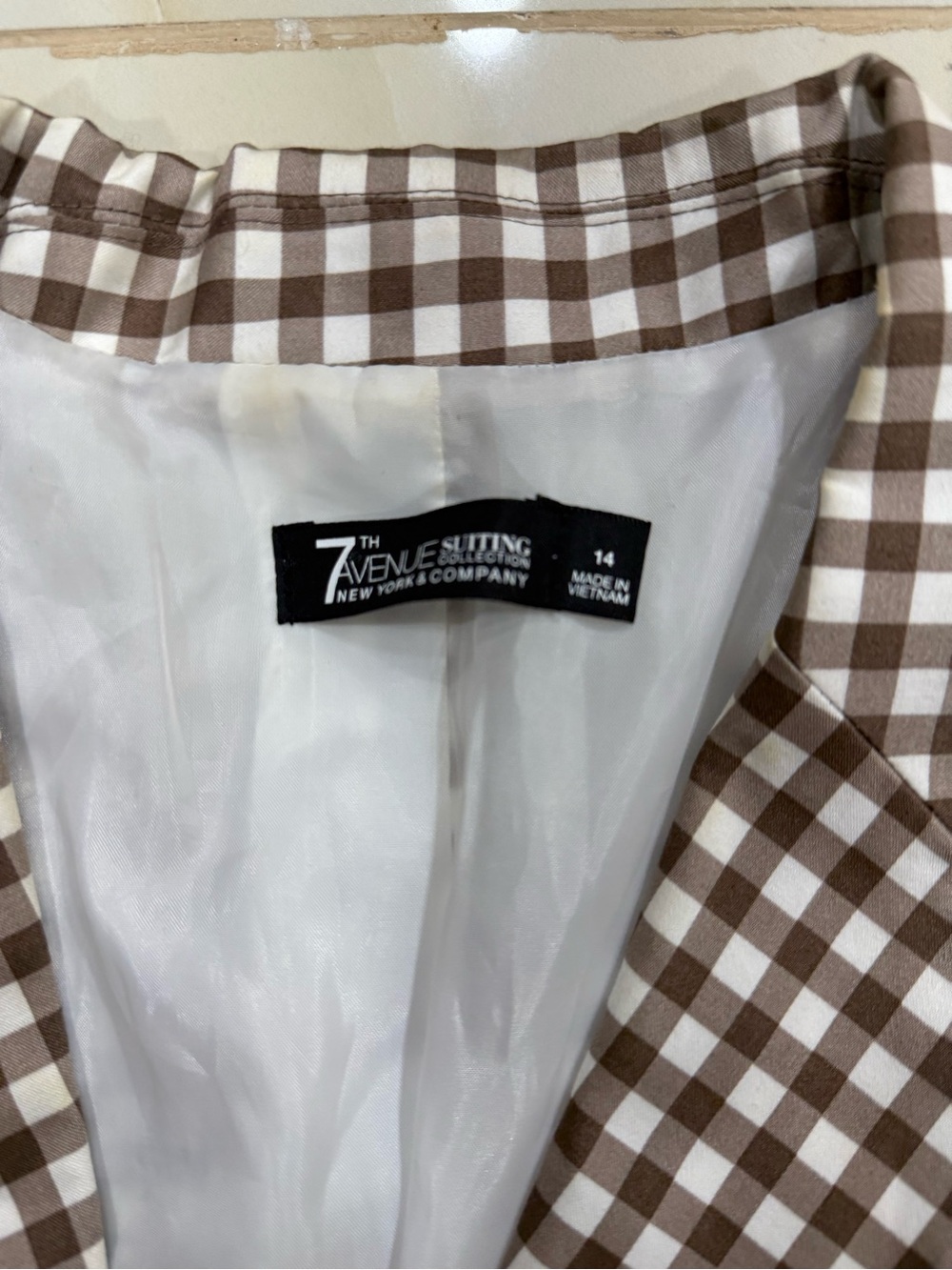 Checked Brown & White Blazer - Women - Picture 4 of 4
